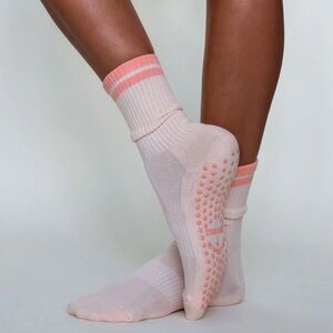 California Grip Socks The Classic Grip Socks Pink Stripe